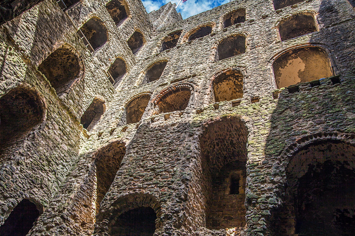 Стены былой истории, Рочестерский замок